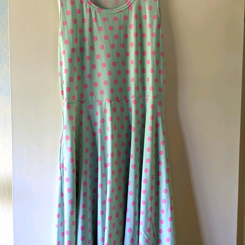 Lularoe Nicki (Nikki)